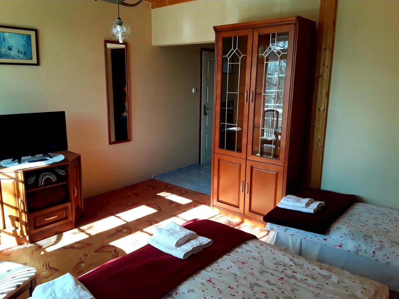 Villa Hedi Дунакилити Екстериор снимка